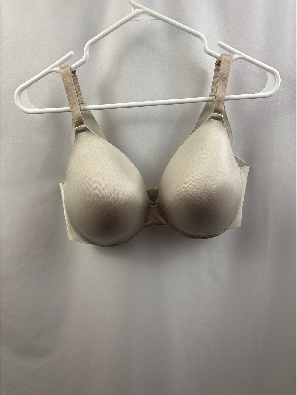 SOMA Light Beige Vanishing Back Full Coverage Bra Size 38DD Soft Padding